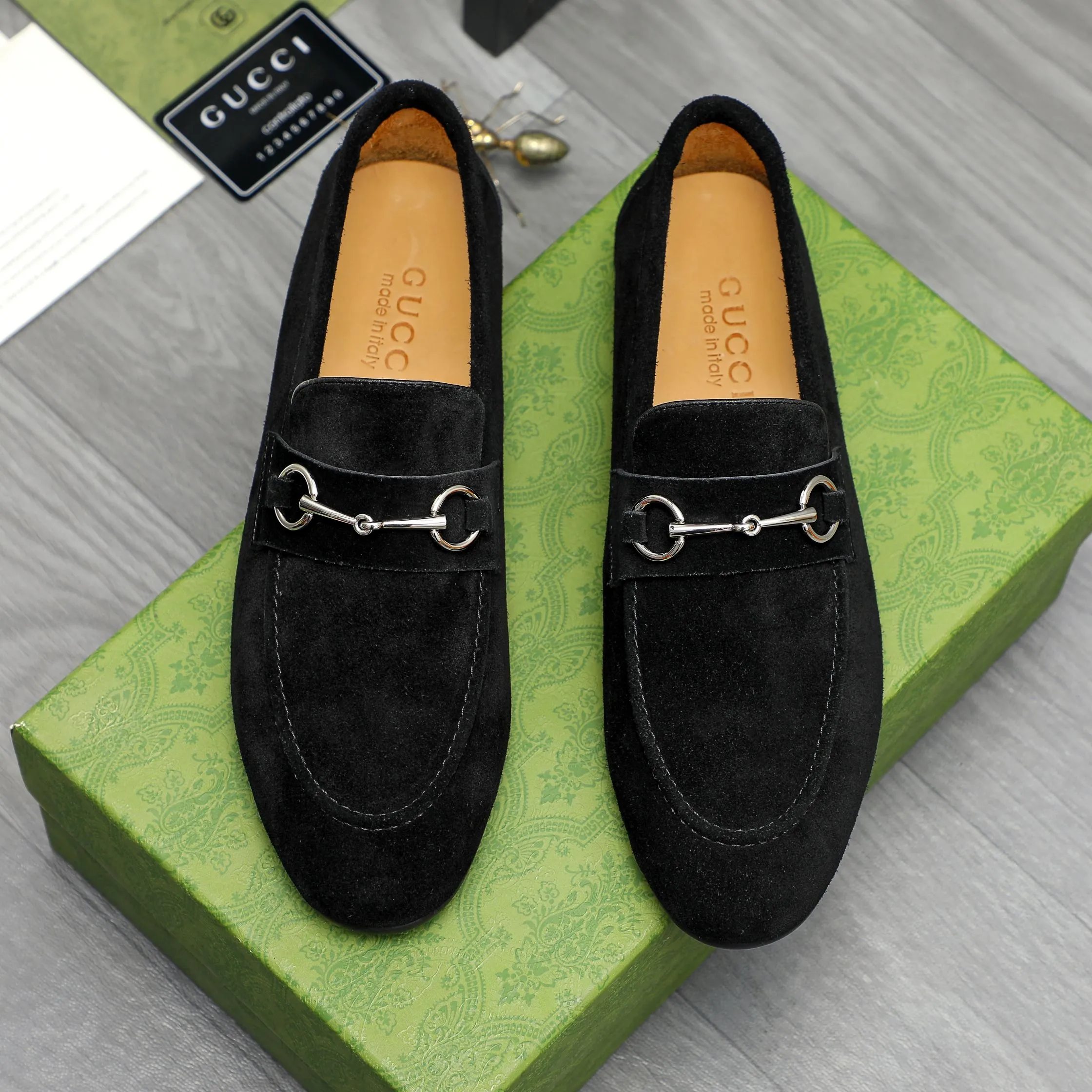 Men's shoes 💰p400 Product trademark: GUCCI "Gucci" business casual leather shoes Regular size: 38-46 (38.45.46 custom-made, non-returnable) Product materials: Selected suede cowhide upper, cowhide lining, original rubber outsole